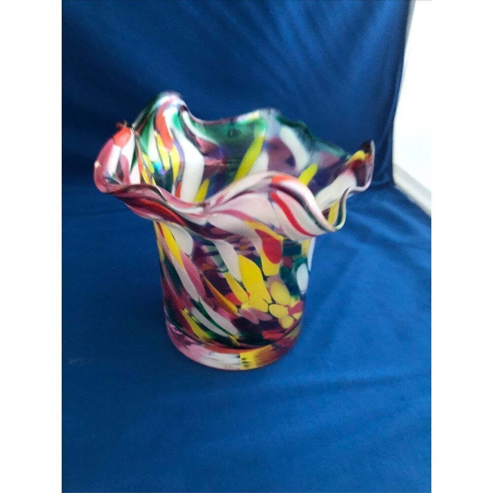 Zorza Art Glass Hand Made Poland Handkerchief Fluted glass Vase 5x5” candle hold